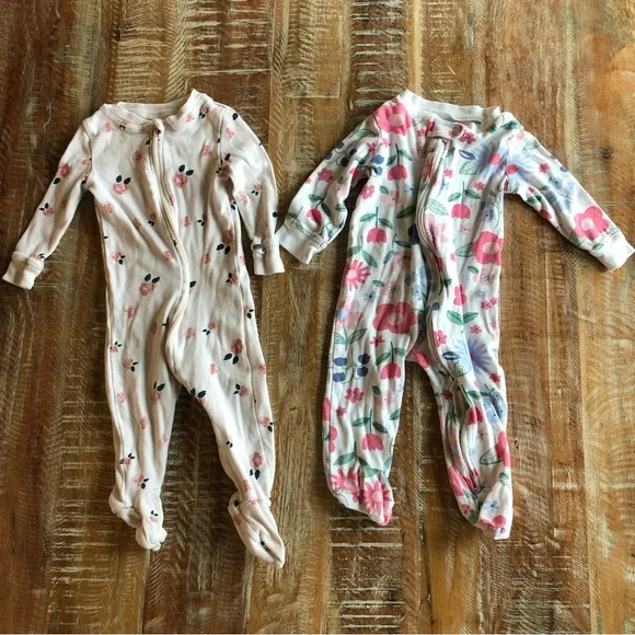 *SOLD* Bundle of six 6-9 month sleepers - Picture 5 of 11